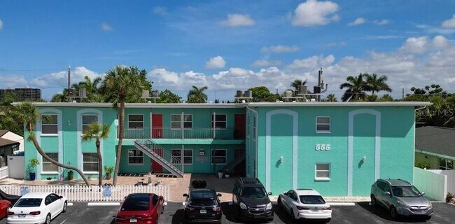 Building Photo - 555 69th Ave