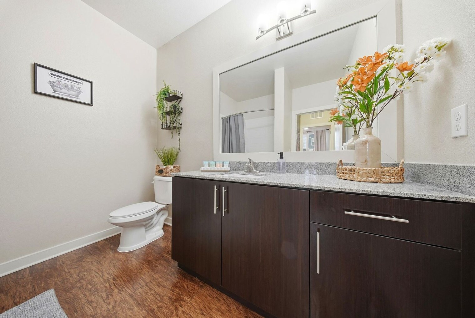 Building Photo - 1700 W Cleveland St