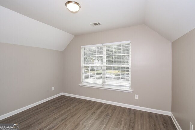 Building Photo - 2498 Whistle Stop Dr