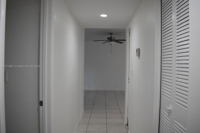 Building Photo - 9150 NW 38th Dr