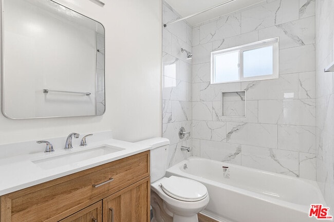 Building Photo - 1433 Brockton Ave