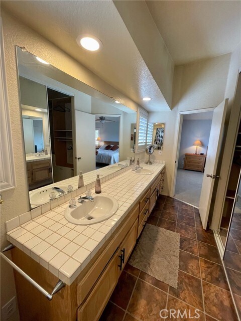 Building Photo - 27503 Dandelion Ct