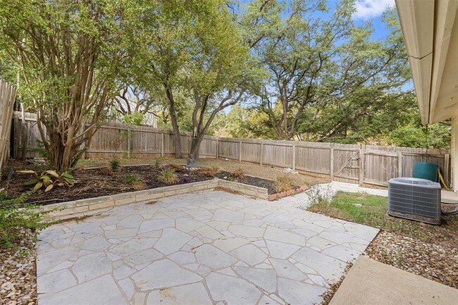 Building Photo - 6400 Paintbrush Hollow