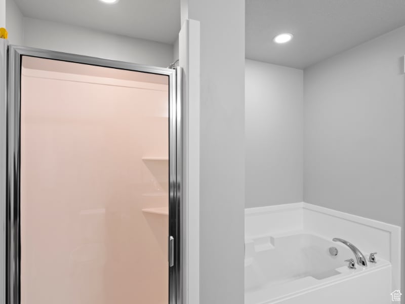 Building Photo - 797 Newfield Dr