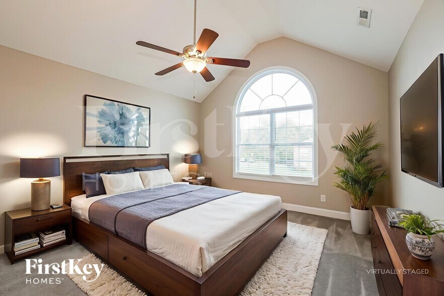 Building Photo - 2592 Hattington Dr