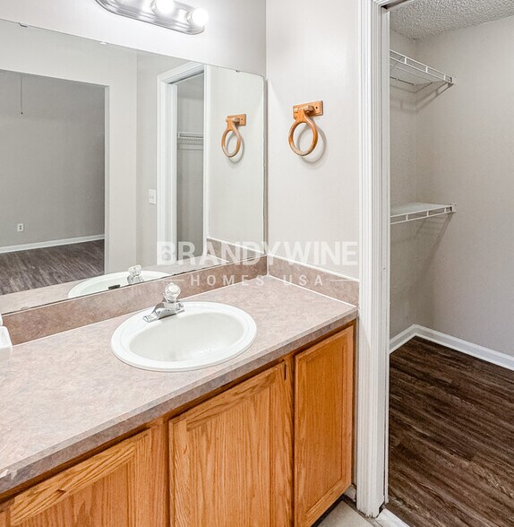 Building Photo - 7987 Domingue Ct