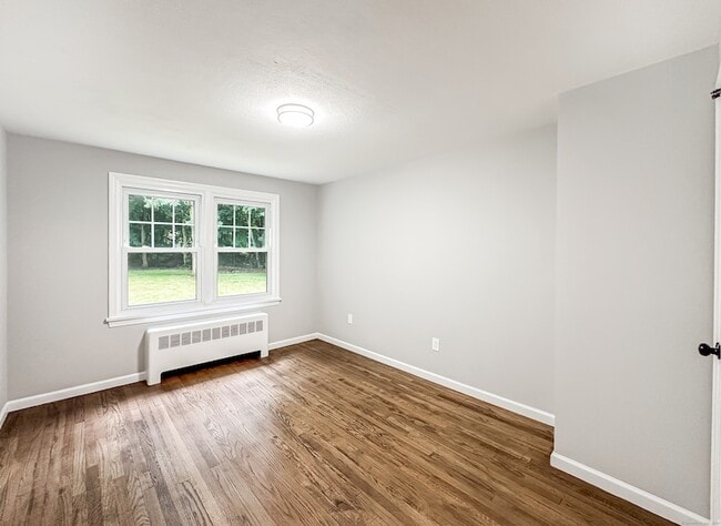 Building Photo - 85 Cold Spring Cir