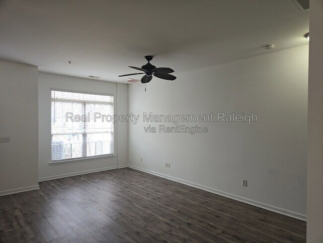 Building Photo - 8631 Neuse Club Ln