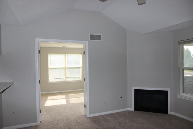 Building Photo - 1774 Weatherstone Dr