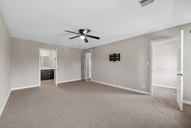 Building Photo - 3 Bedroom Home In Meadowbrook Subdivision ...