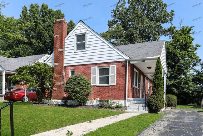 Building Photo - 640 Overlook Ave