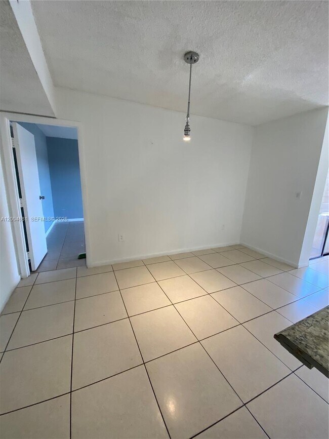 Building Photo - 17600 NW 68th Ave