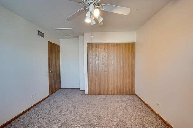 Building Photo - 196 Park Ridge Ln