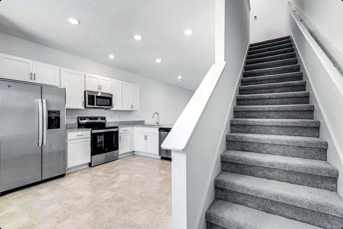 Building Photo - 7278 Sabal Ter