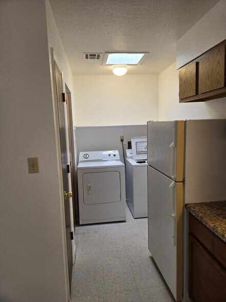Utility Room - 6550 Columbus Dr