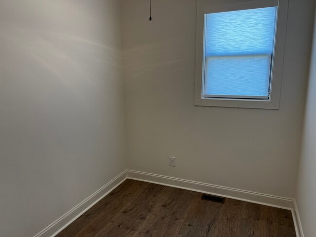 Building Photo - 129 Stewarts Lndg Dr