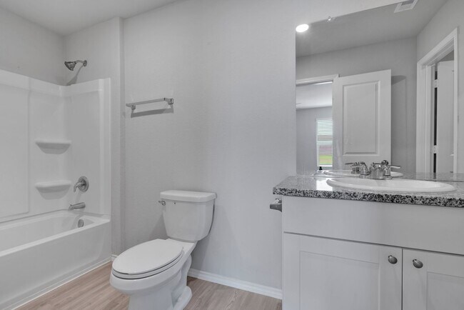 Building Photo - Cozy 3 Bed 2 Bath Home in Waterford Park
