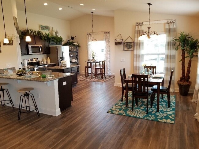 Building Photo - 6217 Redberry Dr