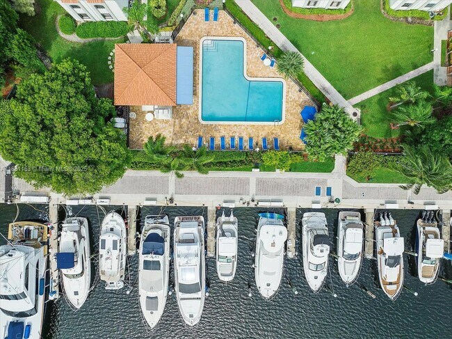 Building Photo - 20937 Bay Ct