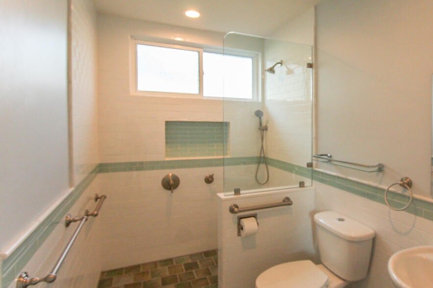 Building Photo - 3769 Mound View Ave