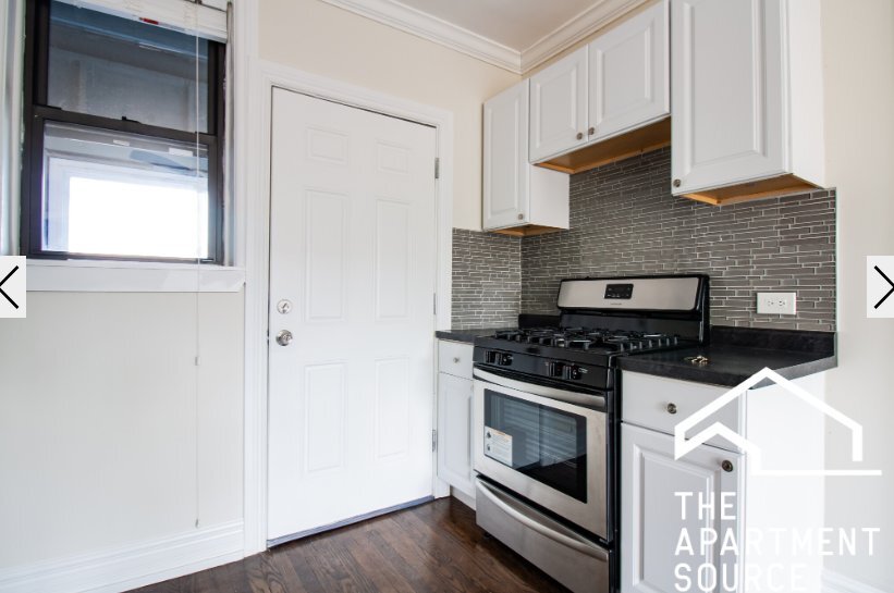 Building Photo - 1056 W Lill Ave