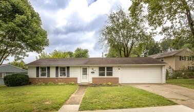 Building Photo - Lancaster House For Rent