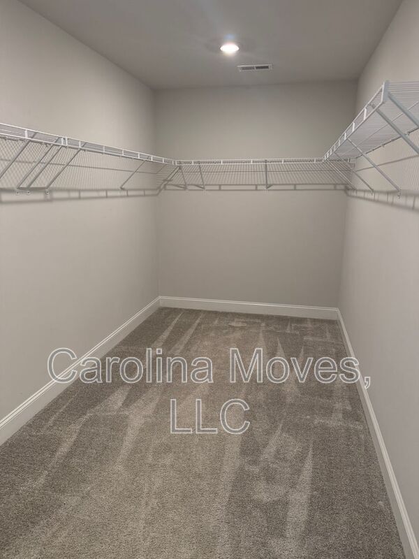 Building Photo - 2103 Greasby Ct