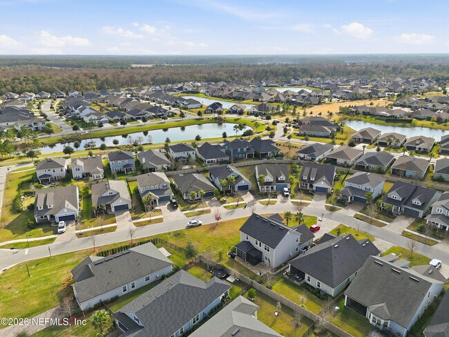 Building Photo - 321 Beale Ave