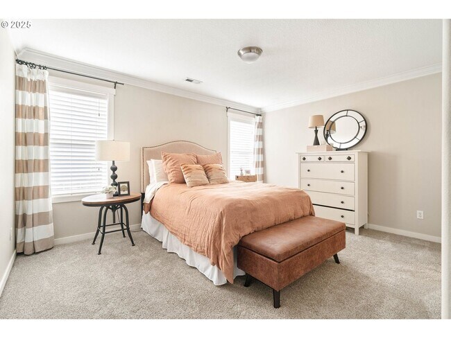Building Photo - Beautiful 4 Bed, 3 Bath Canby Home for Rent
