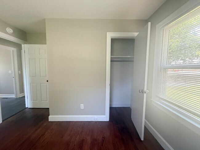 Building Photo - 4-Bedroom Home Walking Distance to Tennessee Tech