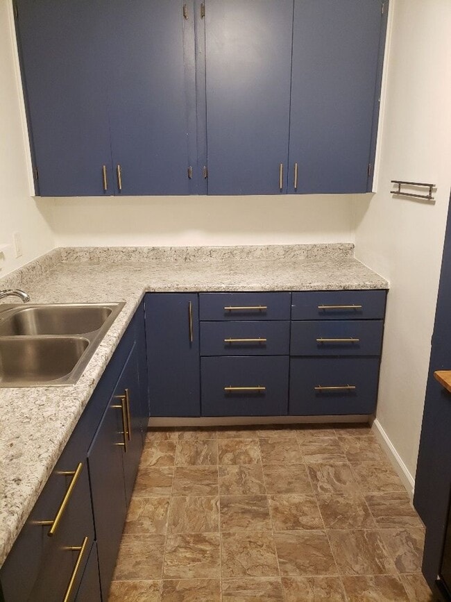 Building Photo - STATUS: PENDING APPLICATION- R258A | $1095