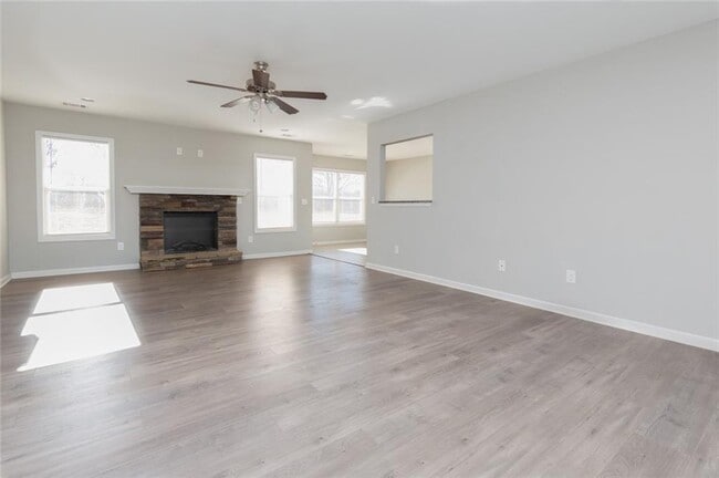 Building Photo - 82 Gray Field Ct