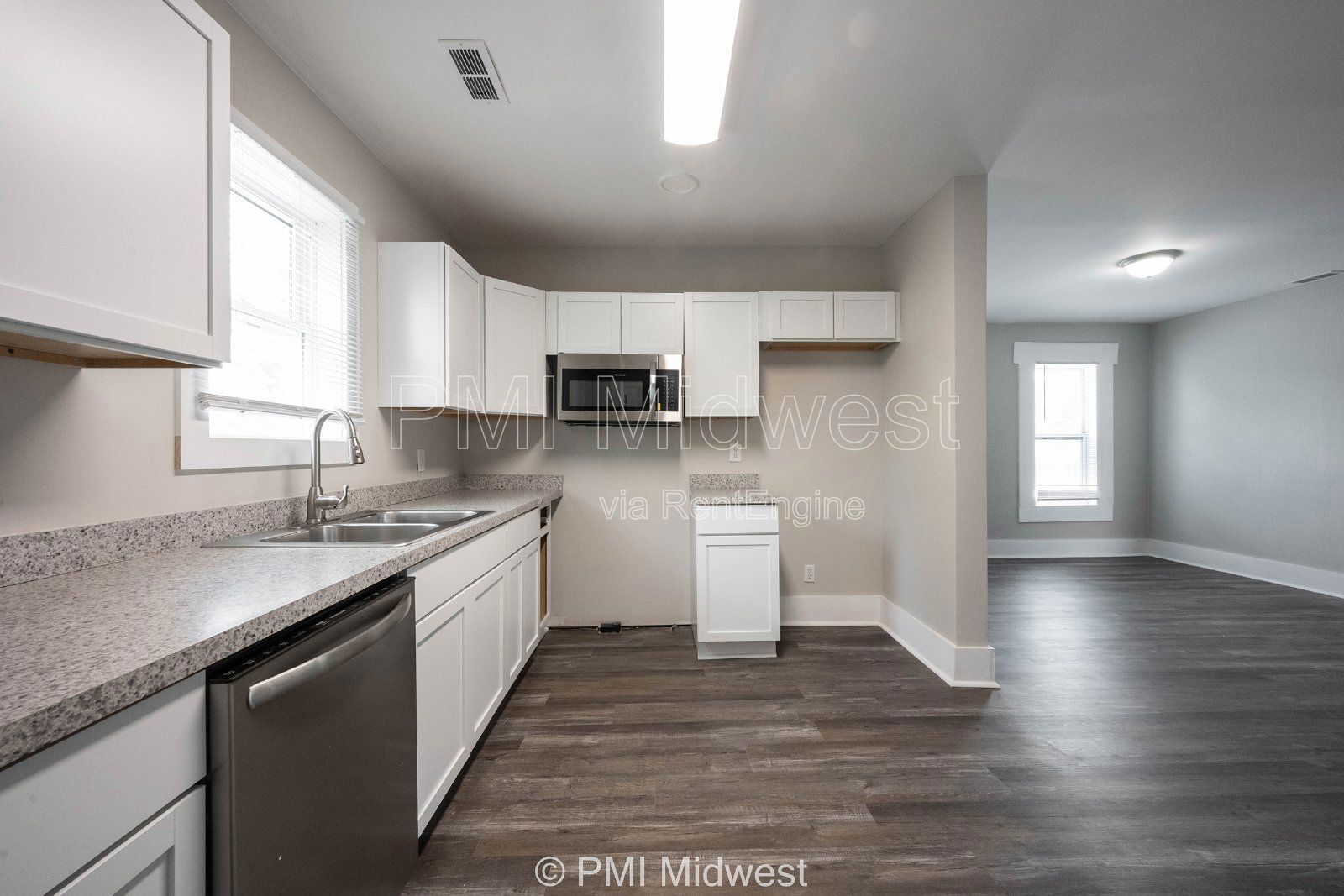 Building Photo - 538 W 29th St