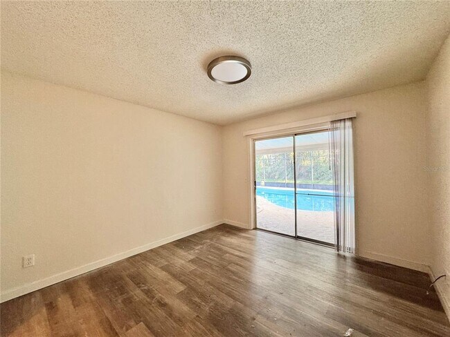 Building Photo - 133 S Bulova Dr