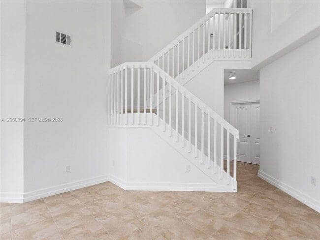 Building Photo - 5502 NW 112th Ct