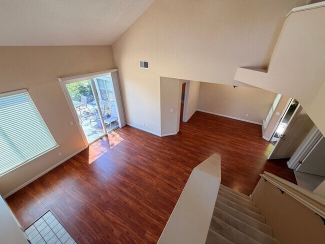 Building Photo - Beautiful Spacious Two Story Home in Pleasanton!