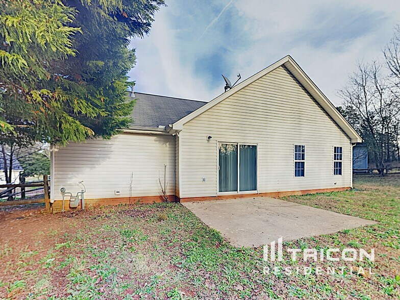 Building Photo - 979 Stinson Glen Ln