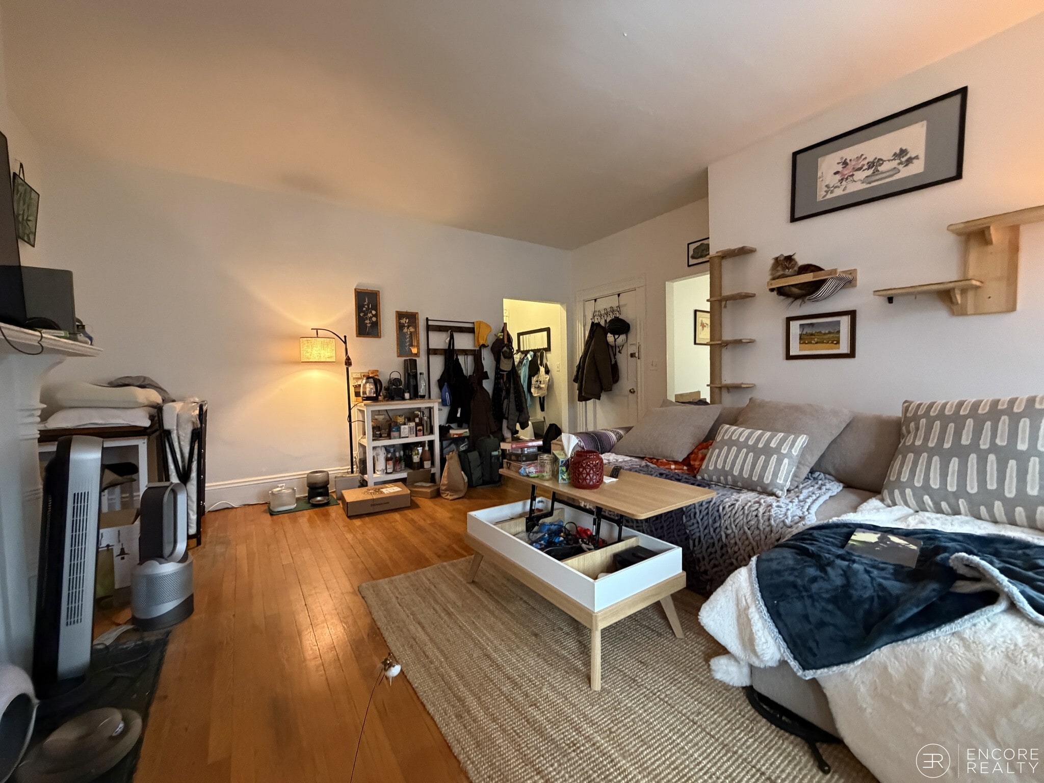 Building Photo - 16 Davis Ave