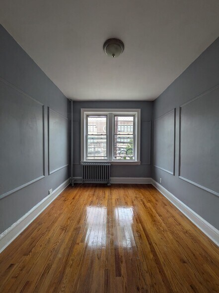 Building Photo - 667 Avenue A