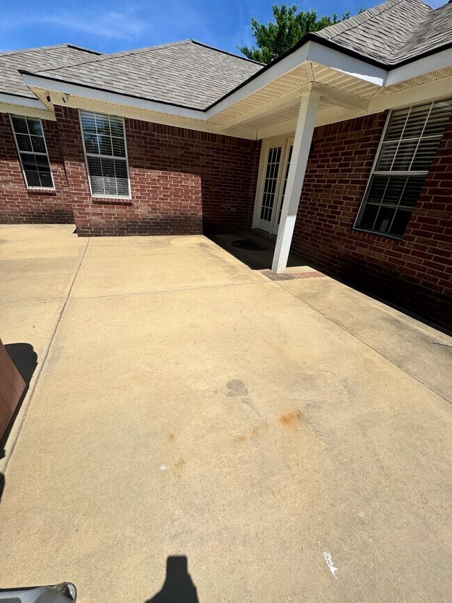 Building Photo - Beautiful 3 Bedroom, 2 Bathroom home located in the heart of Munford!
