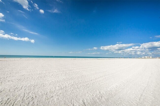 Building Photo - 1460 Gulf Blvd