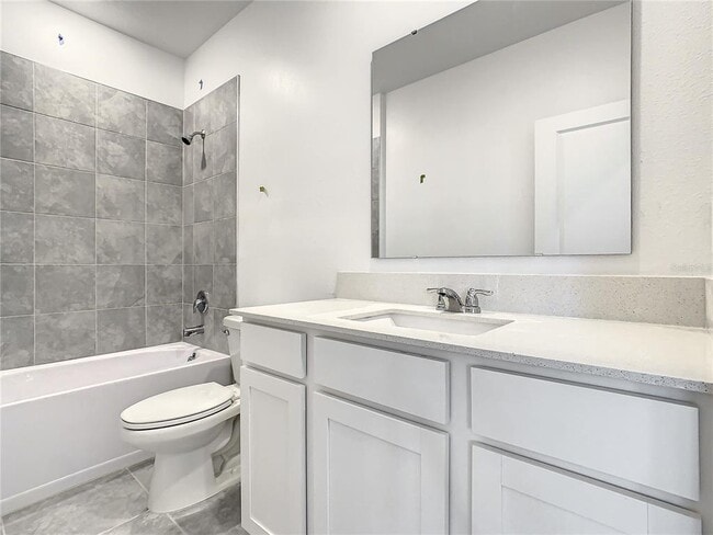 Building Photo - 409 Bogey Dr