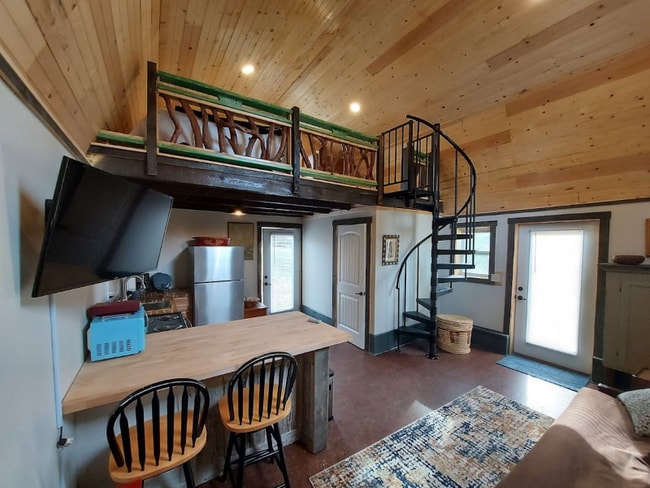 Building Photo - 23 Blackjack Rd