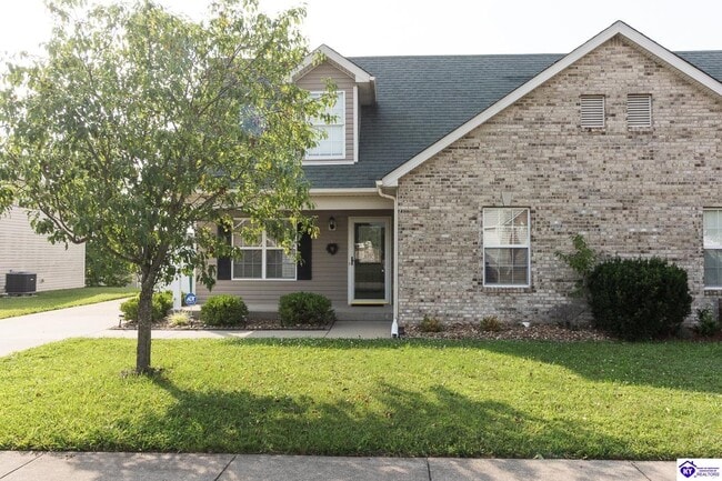 Primary Photo - 212 Applewood Ln