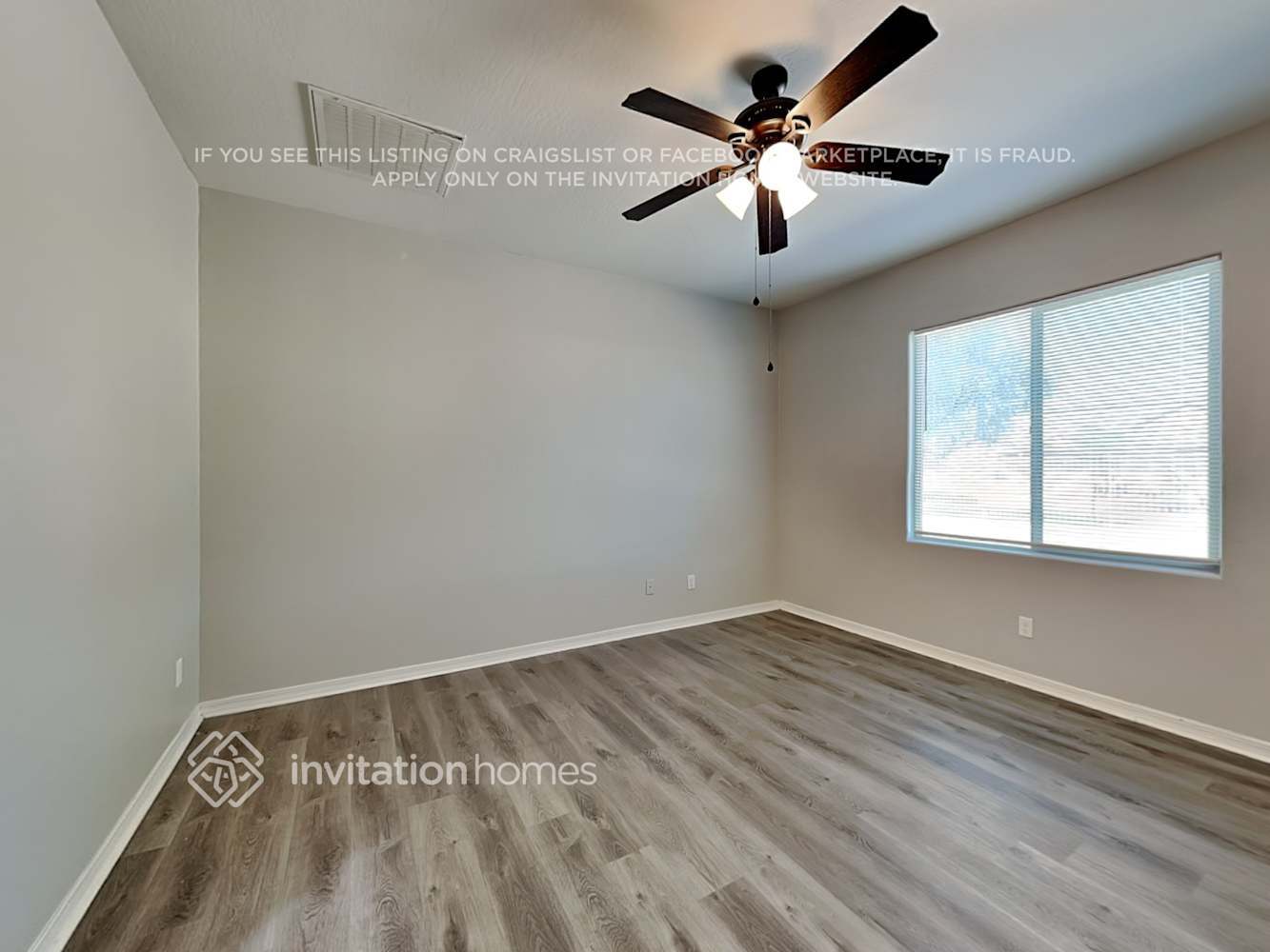 Building Photo - 24446 W Sheraton Ln