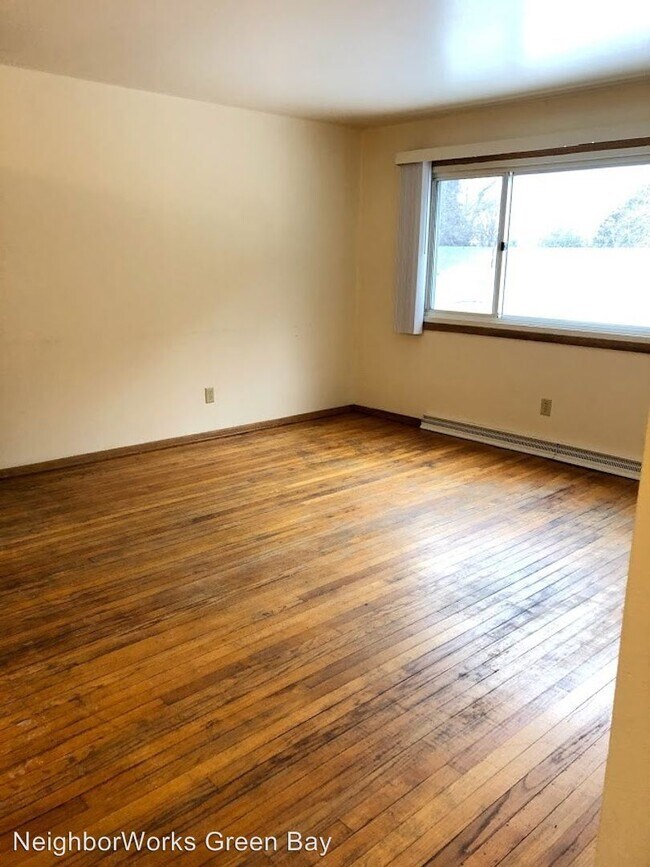 Building Photo - 1438 Admiral Ct