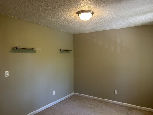 Building Photo - 4063 Elmo Loop