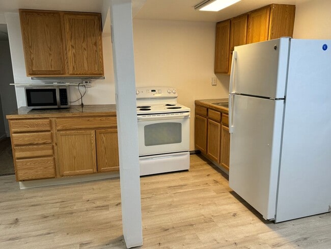 Building Photo - 317 Baranof Ave