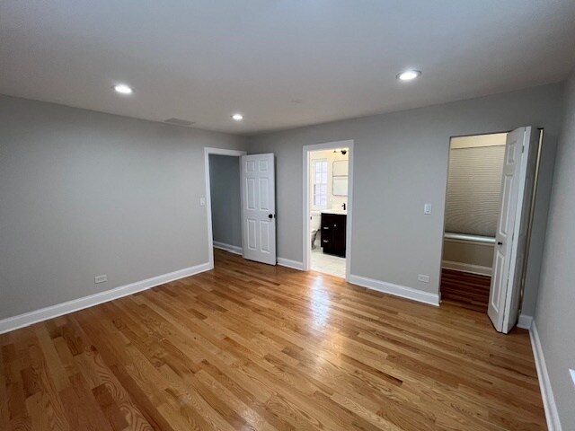 Building Photo - 3431 N Kostner Ave