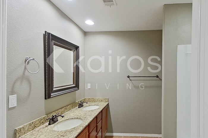 Building Photo - 8511 Taos Dr